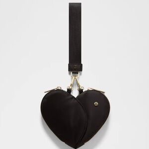 Lululemon Dual Pouch Wristlet heart black